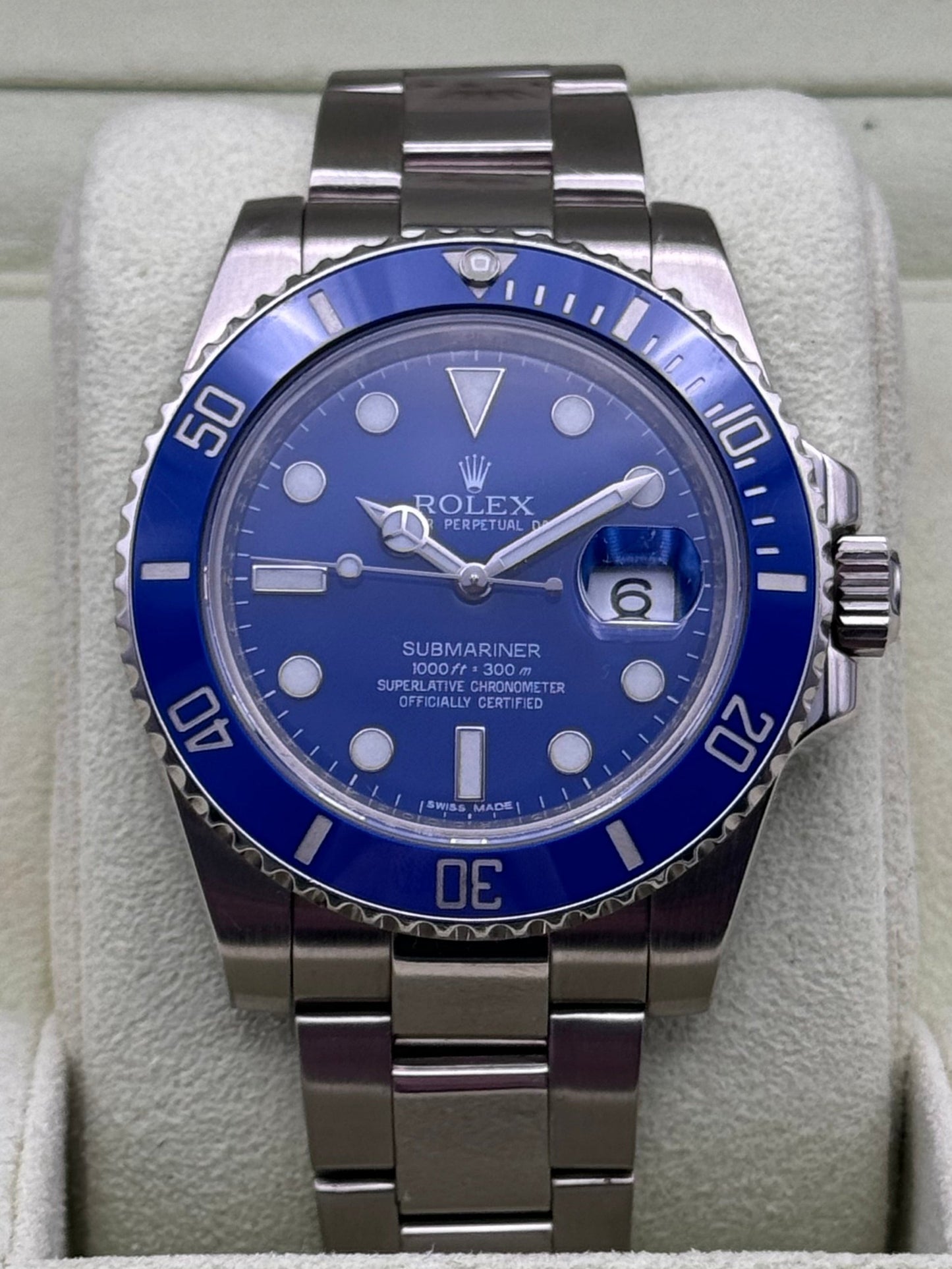 Rolex Submariner Date 18K Gold "Smurf" - 116619LB