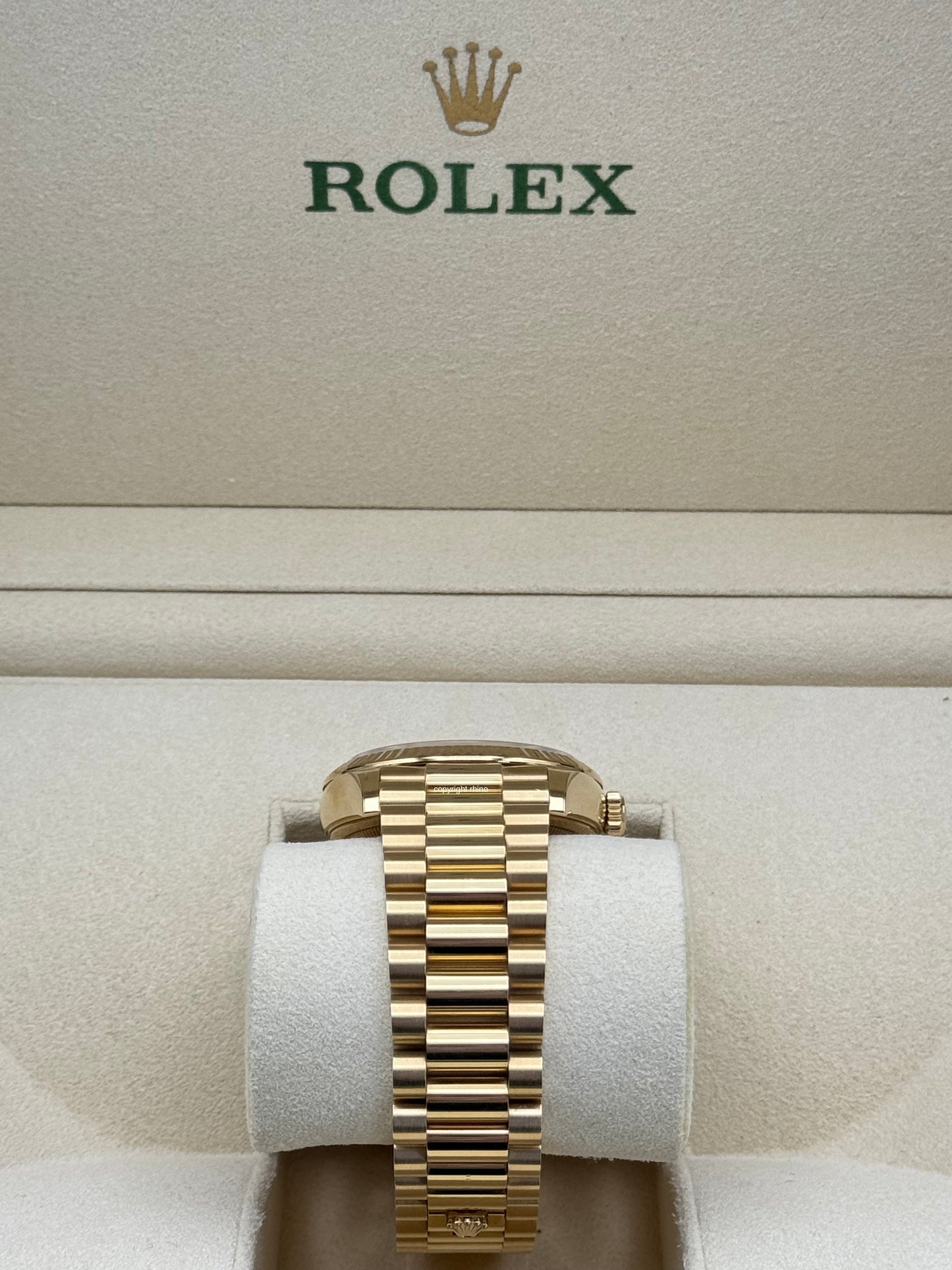 Rolex Day-Date 18 Gold - 128238