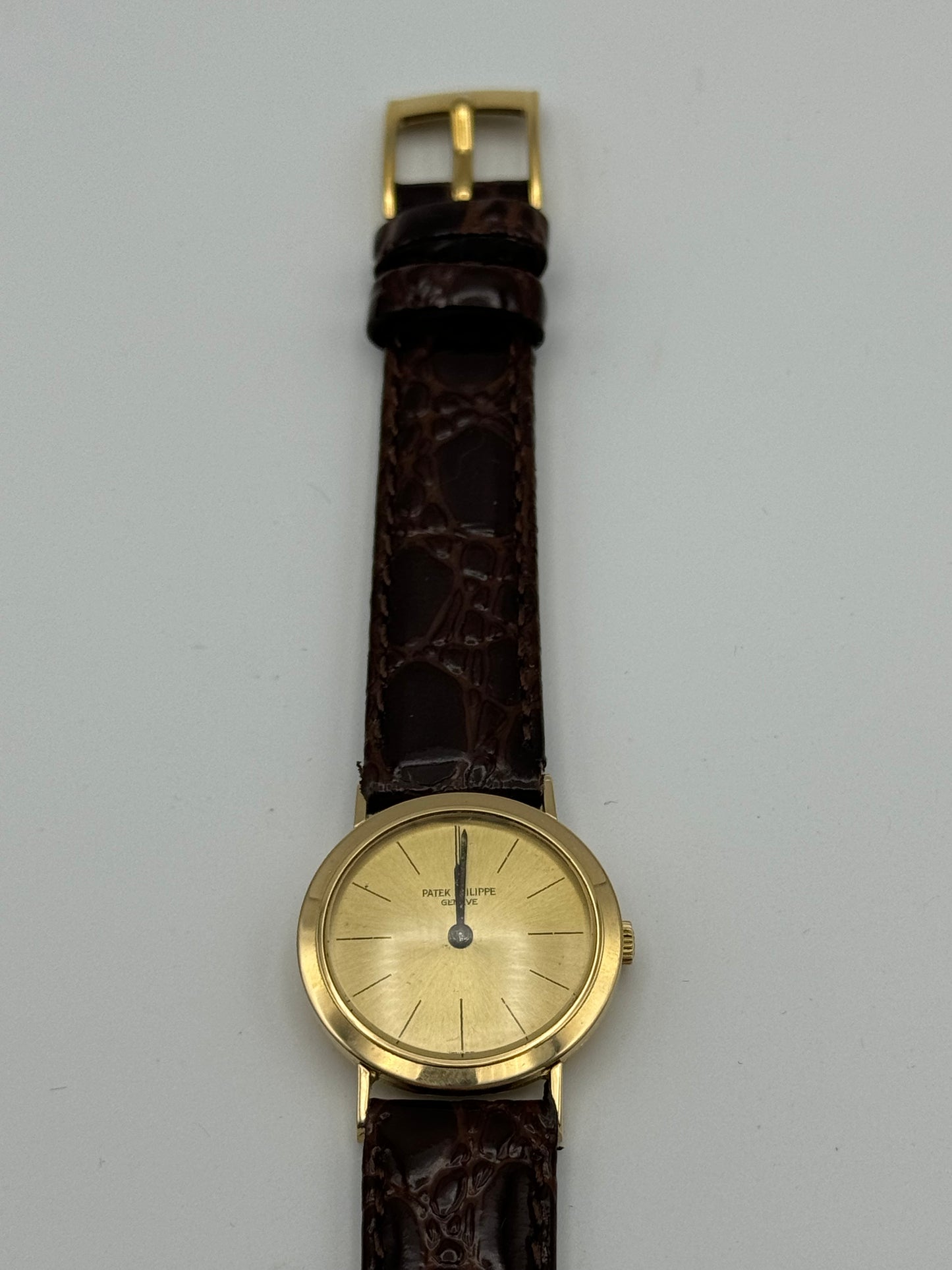 Patek Philippe Calatrava 18K Gold - 3338/1